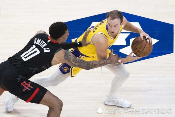 48+8+9，湖人新援成季后赛功臣，佩林卡今年的操作封神了